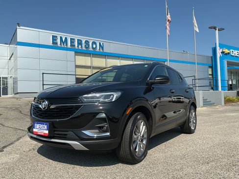 Used 2022 Buick Encore GX Essence w/ Experience Buick Package image 5
