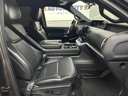Used 2026 Ford Expedition Tremor AWD/4WD image 19