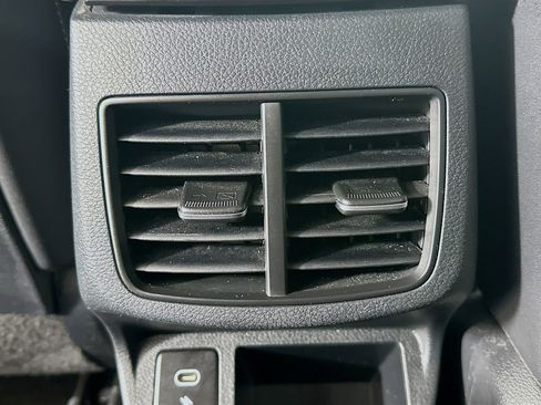 Used 2025 Kia Seltos S FWD image 27