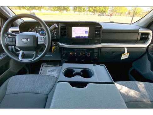 New 2025 Ford F350 XLT w/ 360-Degree Camera Package image 7