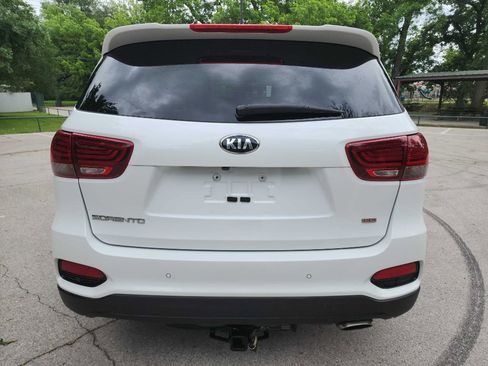 Used 2020 Kia Sorento LX w/ LX I4 Convenience Package FWD image 6
