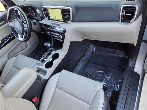 Used 2021 Kia Sportage EX w/ EX Technology Package image 21
