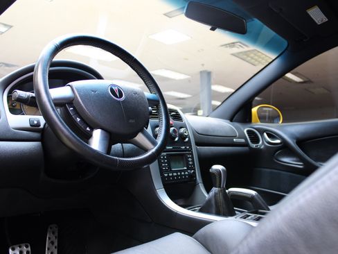 Used 2005 Pontiac GTO image 34