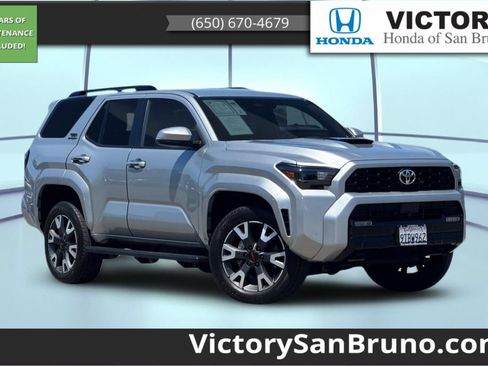 Used 2025 Toyota 4Runner TRD Sport AWD/4WD image 1