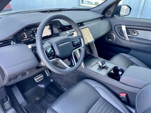 Certified 2025 Land Rover Discovery Sport Dynamic SE AWD/4WD image 13