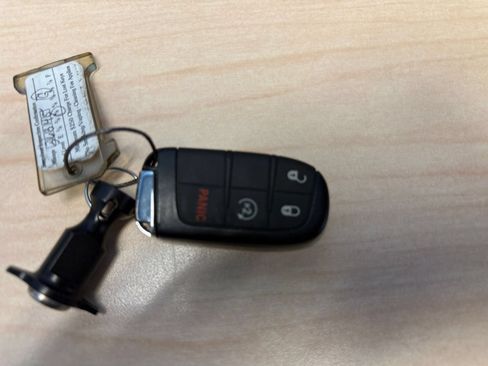 Used 2025 Jeep Compass Limited AWD/4WD image 21