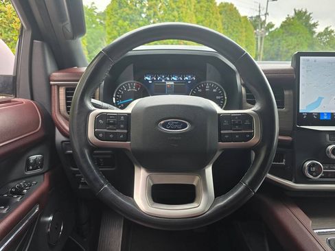 Used 2023 Ford Expedition Limited AWD/4WD image 21