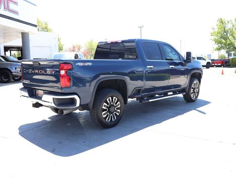Used 2020 Chevrolet Silverado 3500 LTZ w/ LTZ Convenience Package AWD/4WD image 6