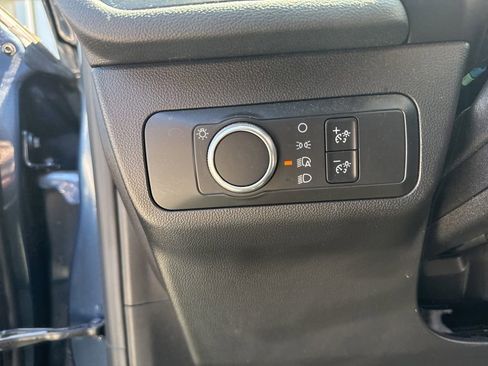 Used 2020 Ford Escape SE FWD image 10
