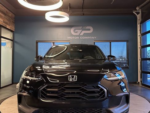 Used 2024 Honda HR-V Sport image 8