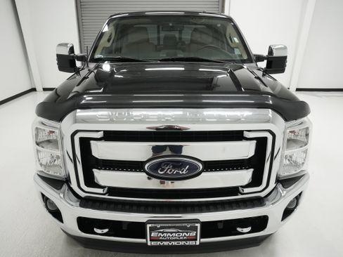 Used 2013 Ford F250 Lariat w/ Lariat Ultimate Pkg AWD/4WD image 2