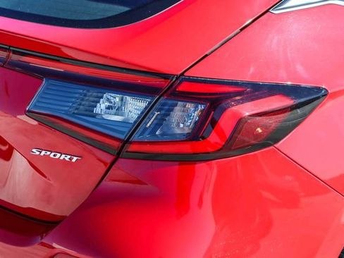Certified 2024 Honda Civic Sport image 9