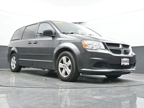 Used 2016 Dodge Grand Caravan SE w/ Quick Order Package 29E SE image 21