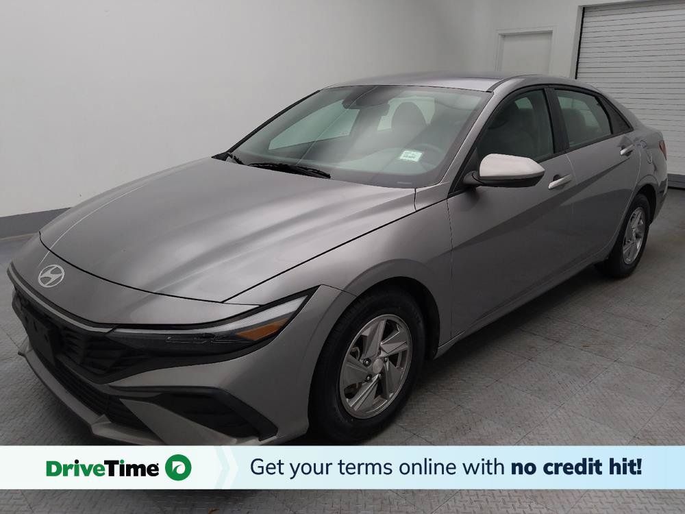 Used 2025 Hyundai Elantra SE FWD image 1