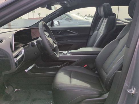New 2025 Cadillac Lyriq Luxury image 23