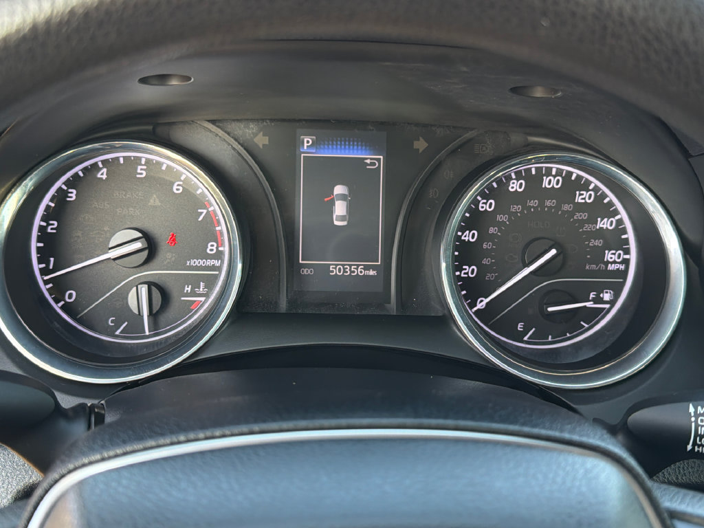Used 2020 Toyota Camry LE FWD image 19