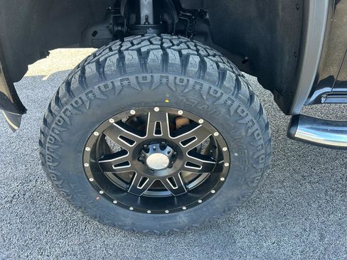 Used 2014 GMC Sierra 1500 SLT w/ All-Terrain Package image 9