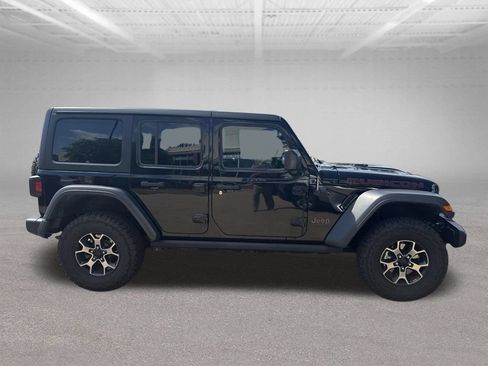 Used 2018 Jeep Wrangler Unlimited Rubicon AWD/4WD image 11