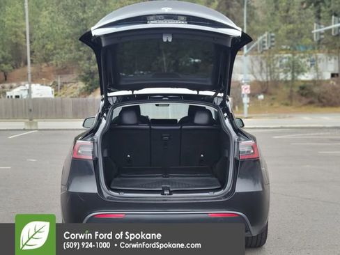 Used 2025 Tesla Model Y Long Range image 19