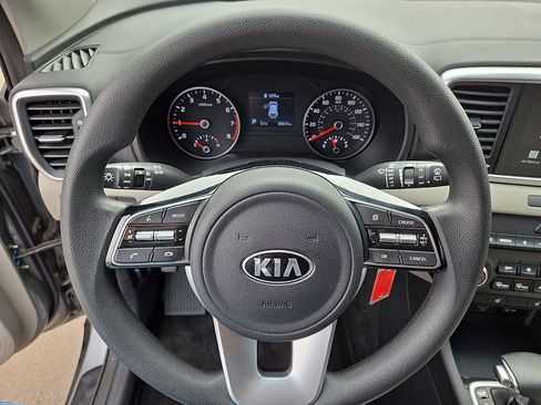 Used 2020 Kia Sportage LX w/ LX Popular Package image 19