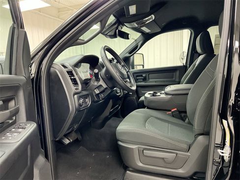 New 2026 RAM 3500 Tradesman image 17