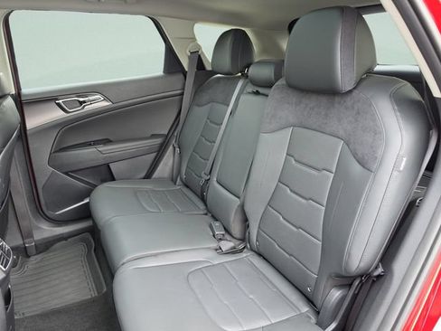 Certified 2026 Kia Sportage SX FWD image 27