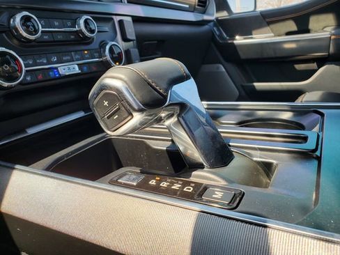 Used 2022 Ford F150 Platinum AWD/4WD image 27