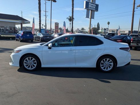 Used 2022 Toyota Camry LE image 16