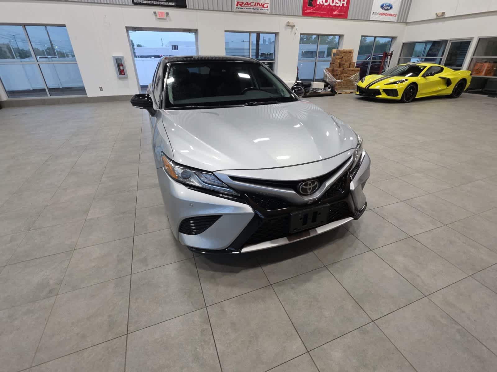 Used 2019 Toyota Camry FWD image 3