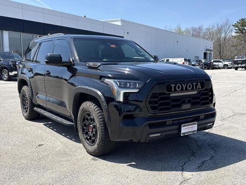 Used 2024 Toyota Sequoia TRD Pro AWD/4WD image 5