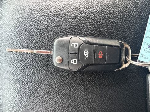 Used 2019 Ford Transit Connect XLT FWD image 31