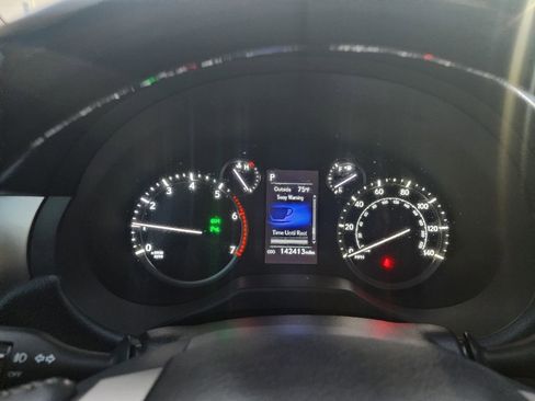 Used 2021 Lexus GX 460 Premium w/ Premium Package image 19