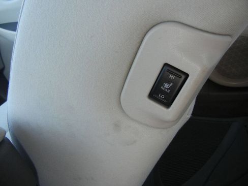 Used 2012 Nissan Leaf SL w/ Protection Pkg image 18