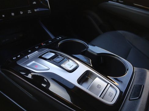 Used 2023 Hyundai Tucson Limited image 22