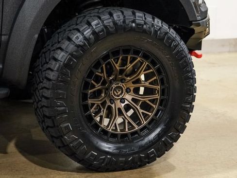 Used 2026 Ford F150 Raptor w/ Equipment Group 803A Raptor R AWD/4WD image 32