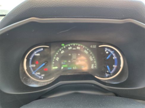 Used 2024 Toyota RAV4 XSE image 27