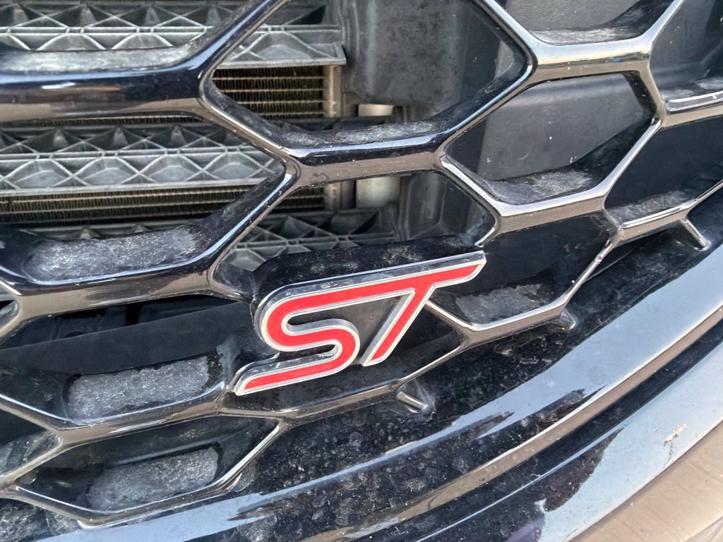 Used 2020 Ford Edge ST w/ Equipment Group 401A AWD/4WD image 9