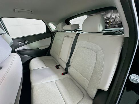 Used 2023 Hyundai Kona SE w/ Cargo Package image 25