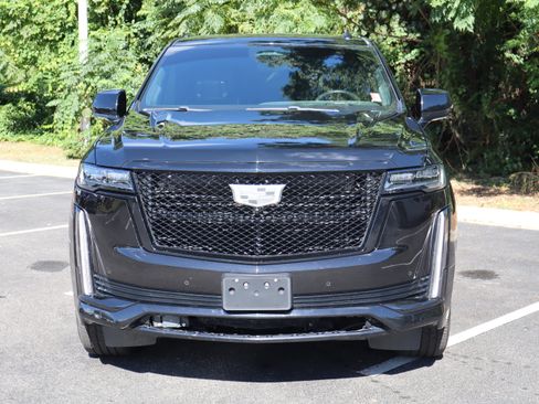 Used 2023 Cadillac Escalade Sport Platinum w/ LPO, ONYX Package AWD/4WD image 11