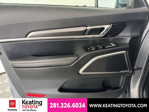 Used 2025 Kia Telluride S AWD/4WD image 11