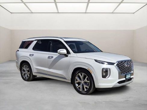 Used 2021 Hyundai Palisade Limited image 1