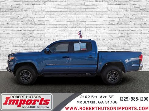 Used 2018 Toyota Tacoma SR5 image 1