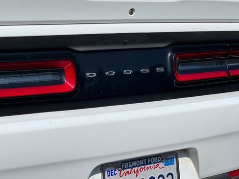 Used 2022 Dodge Challenger R/T image 50