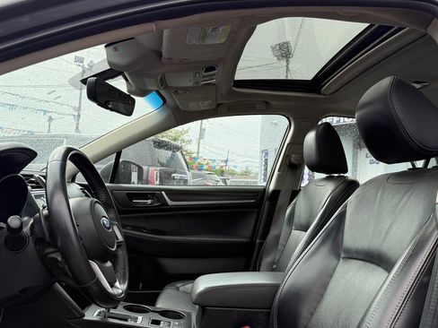 Used 2018 Subaru Legacy 2.5i Limited AWD/4WD image 3