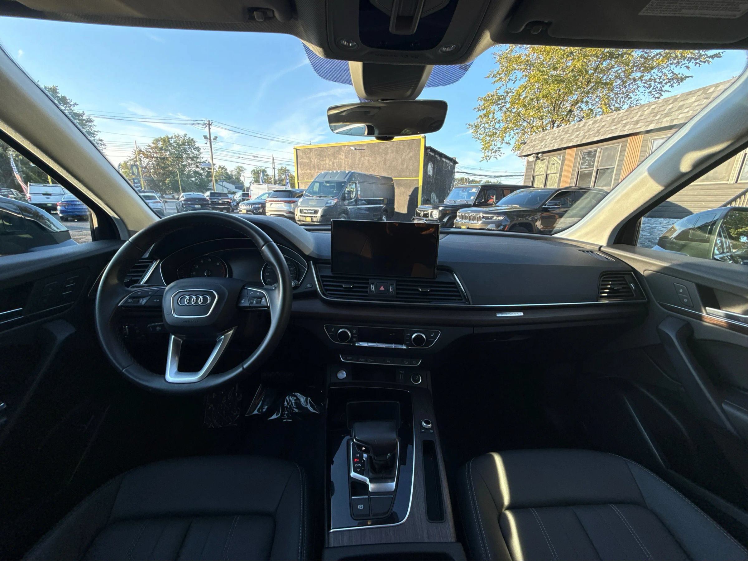 Used 2023 Audi Q5 2.0T Premium AWD/4WD image 32