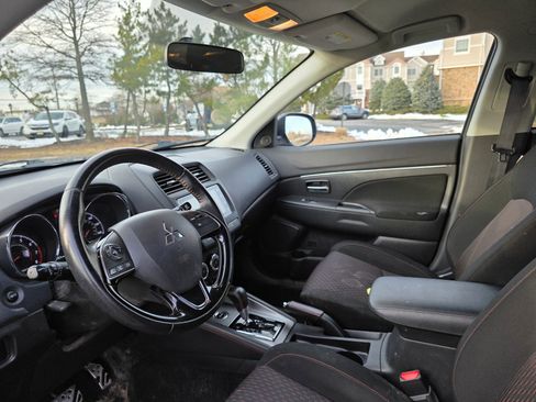 Used 2019 Mitsubishi Outlander Sport ES image 8