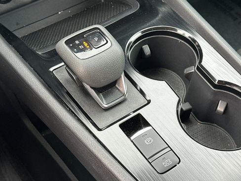 Certified 2025 Nissan Rogue S image 24