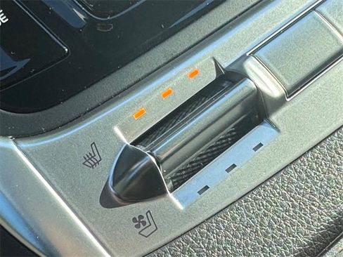 Used 2026 Kia Carnival SX w/ SX Dark Edition Package image 20