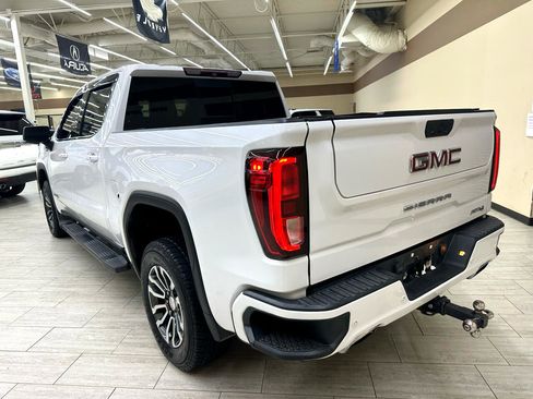 Used 2019 GMC Sierra 1500 AT4 w/ AT4 Premium Package image 9