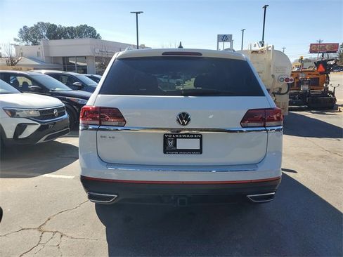 Used 2021 Volkswagen Atlas SE w/ Panoramic Sunroof Package image 5